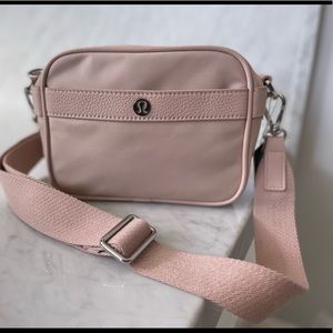 NWT Lululemon Now and Always Crossbody Mini Blush Color